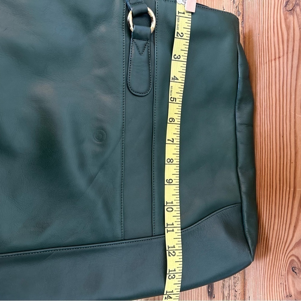 Echelon Leathers green unisex tote - Picture 8 of 15